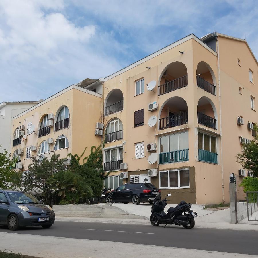 Suncani Apartman 1-Vila Amfora Budva Exteriér fotografie